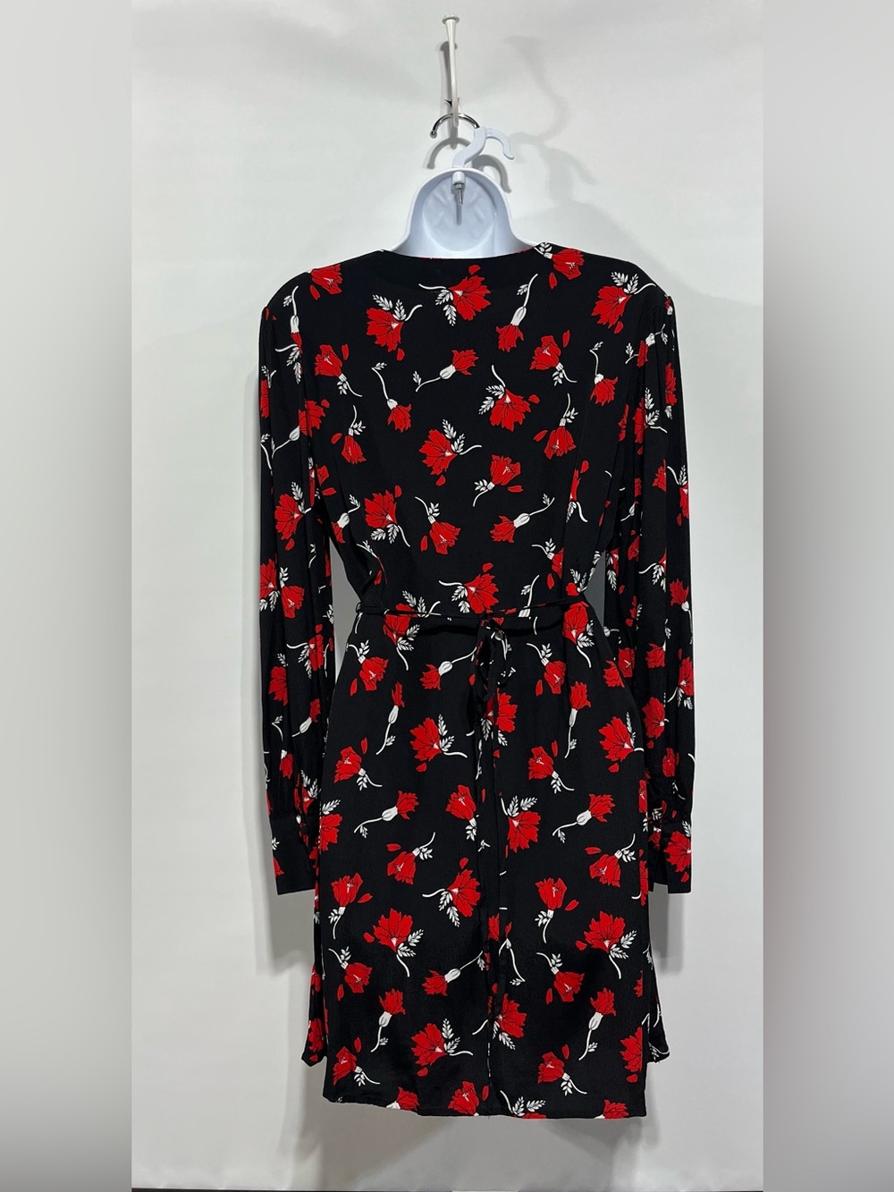Mango Black And Red Floral Pattern Mini Dress 100% Viscose Size 6 Nwot - Picture 3 of 7